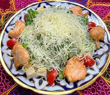 Салат Цезарь с курицей