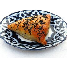 Самса с бараниной