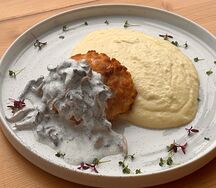 Пожарская котлета с картофельным пюре