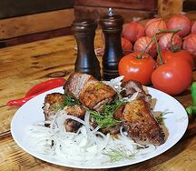 Шашлык из cвинoй мякоти с луком