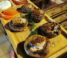 Шампиньоны фаршированные