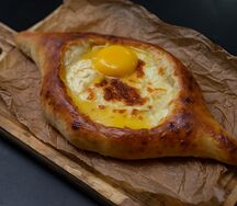 Хачапури по-аджарски