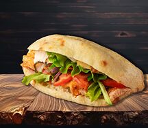 Арабская пита с курицей гриль
