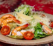 Салат Цезарь с креветками