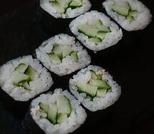 Маки Огурец
