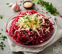 Свекла с сыром и чесноком
