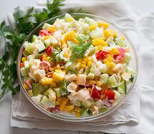 Салат крабовый с овощами