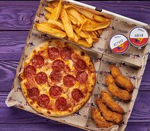 Комбо с пиццей и куриными пальчиками