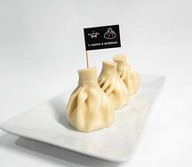 Хинкали с сыром и зеленью отварные 