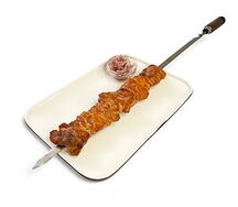 Шашлык из фермерской cвинoй шеи