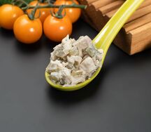 Курица с огурцом