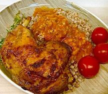 Запеченное бедро в соусе терияки с гречкой