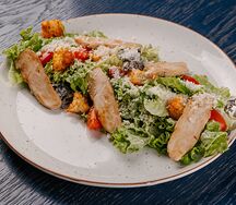 Салат Цезарь 