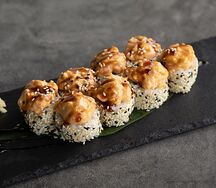 Запеченный ролл с лососем