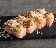 Запеченный ролл с угрем