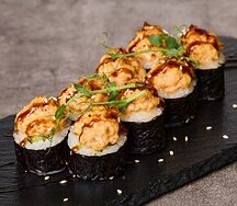 Маки запеченный с угрем