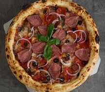 Пицца мясная