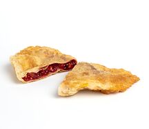 Чебурек с брусникой и орешками