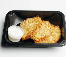 Драники со сметаной