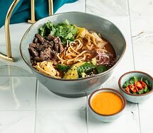 Кукси с говядиной и битыми огурцами