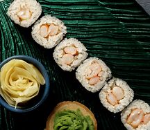 Маки с креветкой