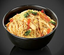 Фунчоза с курицей в соусе терияки и овощным миксом