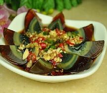 Куриное яйцо консервированное