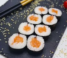 Сяке маки