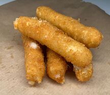 Сырные палочки