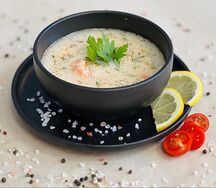 Уха по-фински с форелью и сливками 