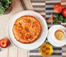 Пирог с курагой