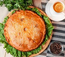 Пирог с сайрой и рисом