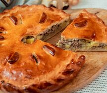 Пирог мясной с картофелем (мини)
