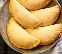 Закрытая пицца Кальцоне веганская