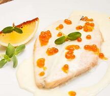 Семга под сливочным соусом