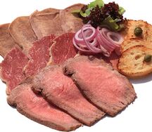 Мясная тарелка