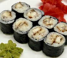 Ролл с угрём