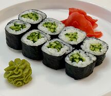 Ролл с огурцом