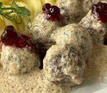 Фрикадельки в сливочном соусе