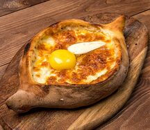 Хачапури по-аджарски