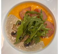 Дуэт грибного и тыквенного супов