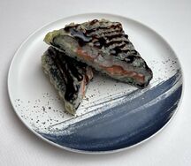 Сэндвич ролл с лососем