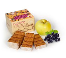 Яблочная пастила с черной смородиной