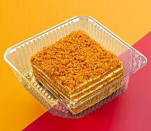 Пирожное Медовик