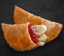 Чебурек с Клубникой и бананом