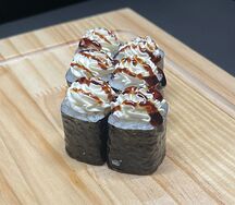 Ролл классический с лососем 