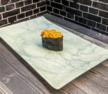 Суши спайси с лососем