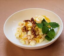 Салат курица с ананасом