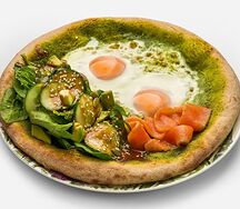 Пицца Завтрак с яйцами и лососем