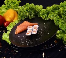 Классика с лососем и сыром